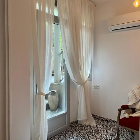 Bed & Breakfast Salutbb D'hote Carcassonne