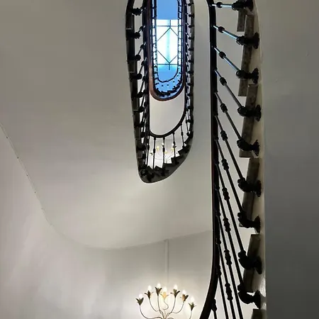 Salutbb D'hote Bed & Breakfast