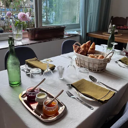 Bed & Breakfast Salutbb D'hote Carcassonne