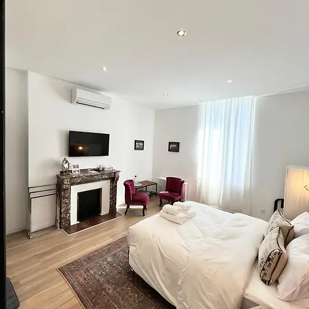 Bed & Breakfast Salutbb D'hote *
