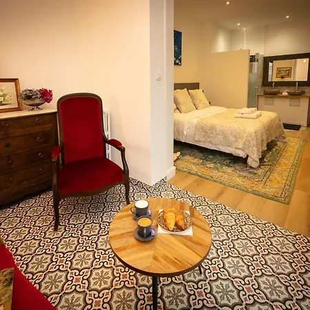 Bed & Breakfast Salutbb D'hote *