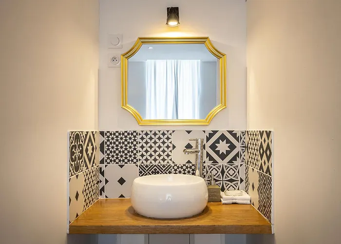 Salutbb D'hote 4* Carcassone