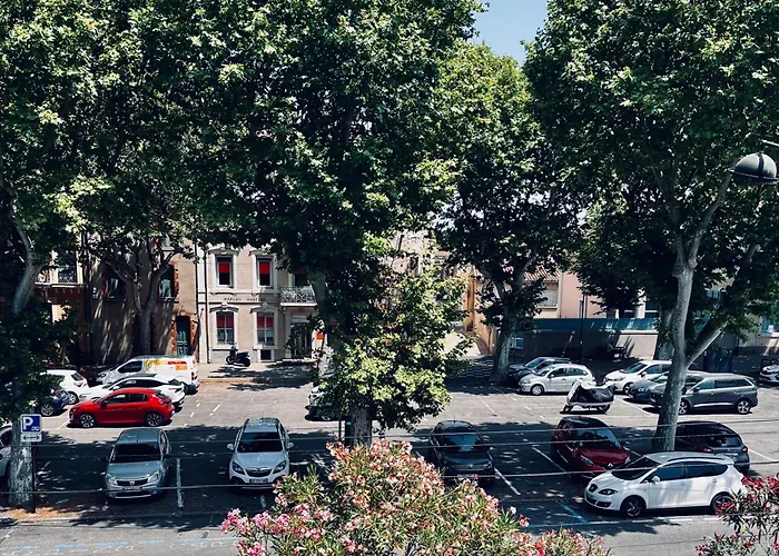 Salutbb D'hote Готель типу 